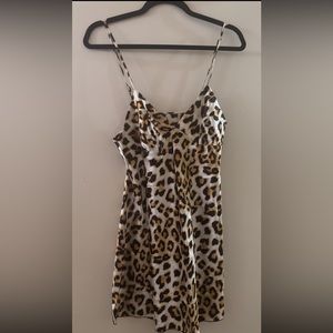 NWOT-SHEIN Leopard night gown-Med but runs like a Sm-